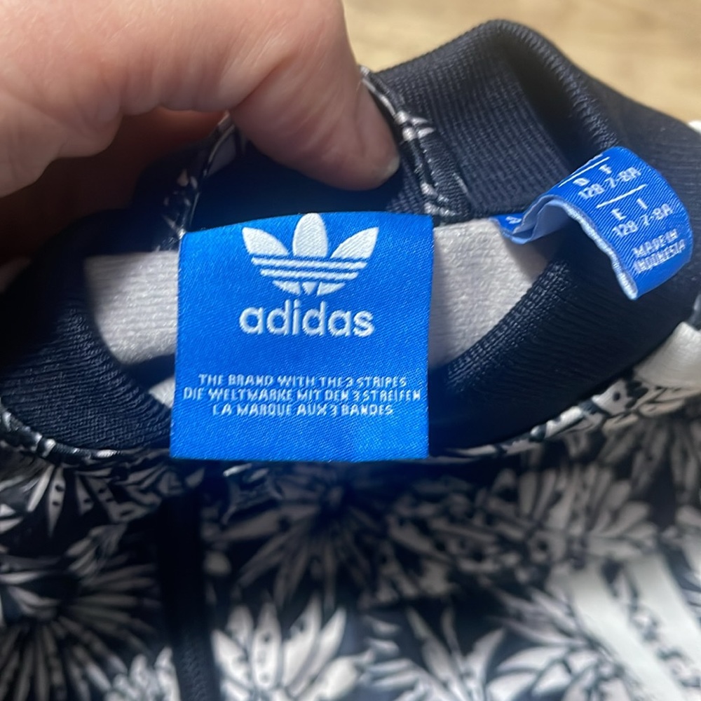 Adidas jacket - Picture 4 of 4
